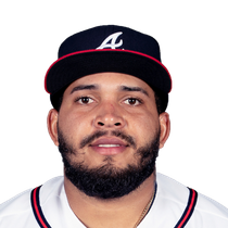 Daysbel Hernandez recalled from Triple-A