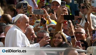 El Papa vuelve decir 'no' a la presencia de homosexuales en el seminario: "Ya hay mucha mariconería dentro"