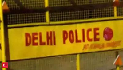 Delhi Traffic Police issues over 87,000 challans, three lakh notices for red light violations