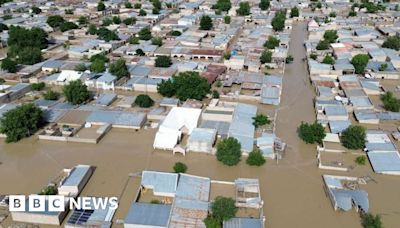 Nigeria Maiduguri floods: Prisoners flee after water damages jail walls