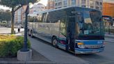 Lanzaderas para el AVE con todos los asientos vacíos: fiasco en el estreno de los autobuses impulsados por el Principado
