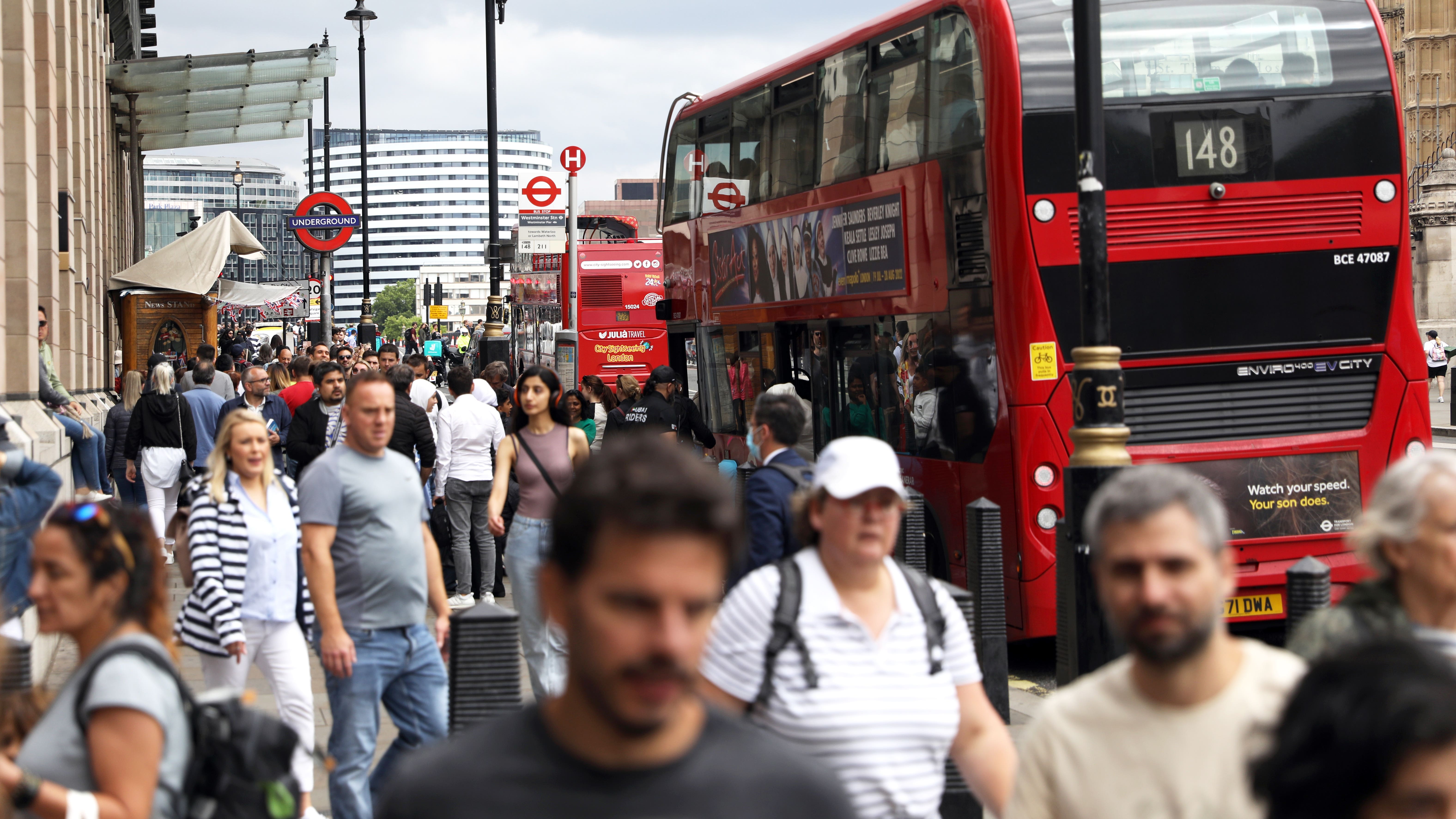 Biggest population increase in 75 years in England and Wales, figures suggest