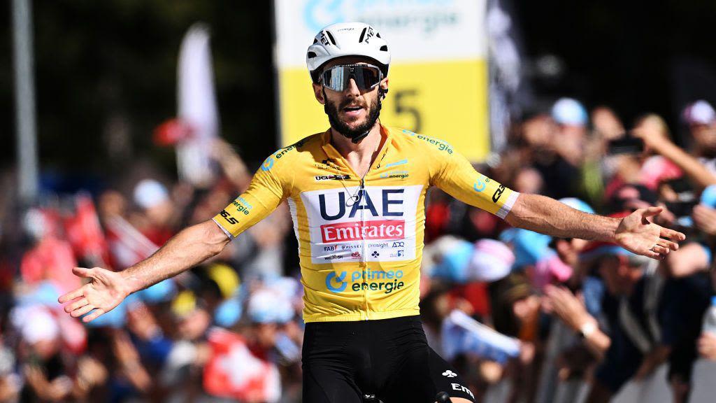 Yates wins stage seven to keep Tour de Suisse lead