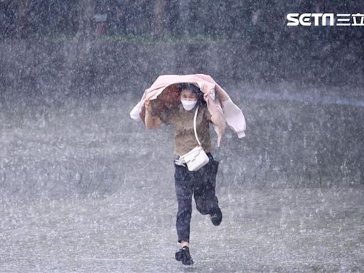 快訊／雨彈升級！16縣市急發布豪、大雨特報 一路下到晚上