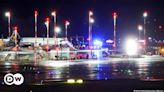 Germany: Police stop climate protesters at Hamburg Airport – DW – 08/02/2024