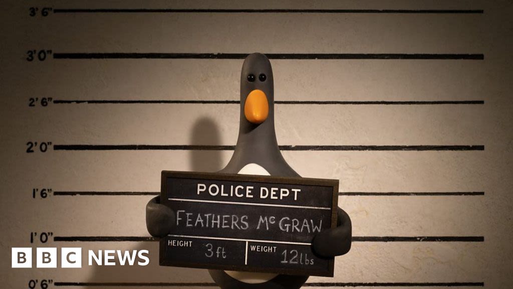 Wallace and Gromit return to face penguin nemesis Feathers McGraw
