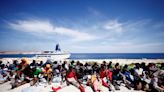 Lampedusa, en crisis por la llegada de miles de inmigrantes, dice su alcalde