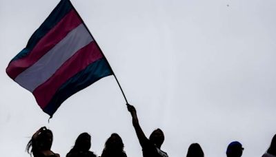 Saúde altera classificações de gênero de procedimentos médicos para ampliar acesso a pessoas trans