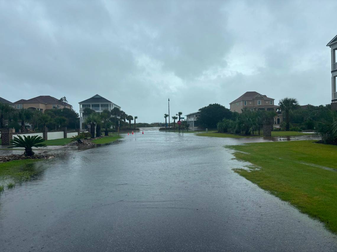 Roads close in North Myrtle Beach as streets, neighborhoods begin to flood due to Debby