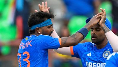 Hardik Pandya puts full stop on all rumours with big brother gesture in first meeting with captain Suryakumar Yadav