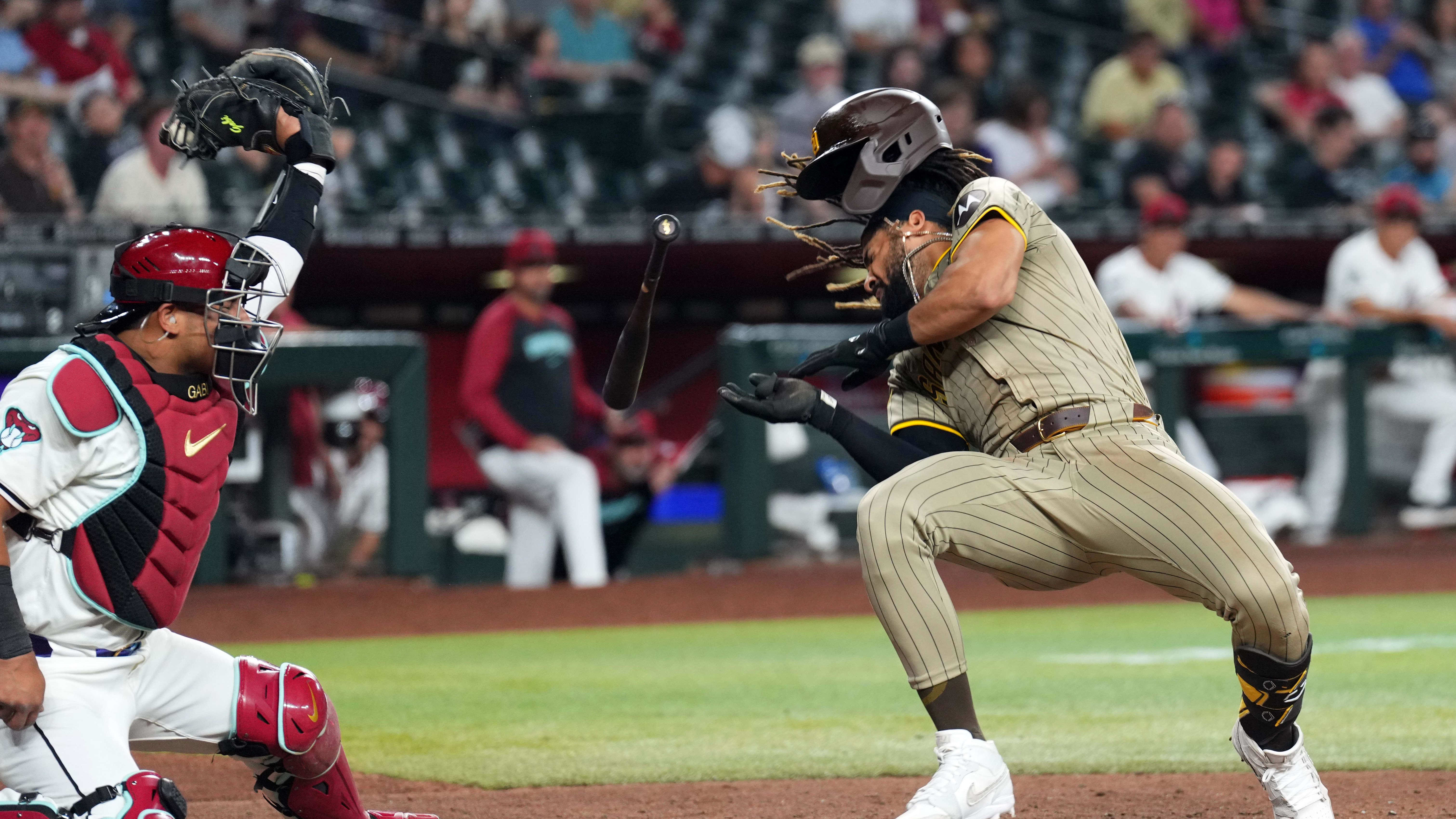 Padres Manager Mike Shilt Threatens Retaliation for Inside Pitches to Tatis