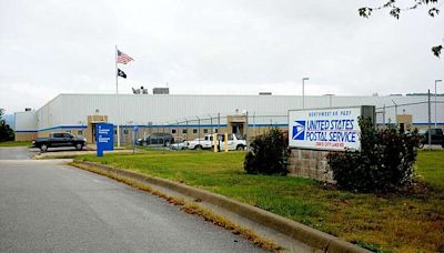 Fayetteville postal facility transfer affecting 13 jobs put on hold until 2025 | Northwest Arkansas Democrat-Gazette
