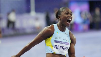 Texas-ex Julien Alfred defeats Sha'Carri Richardson in post-Olympics 100 meter rematch