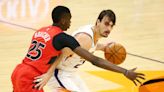 Dario Saric wants to play 'couple games' for national team to test knee before training camp with Phoenix Suns