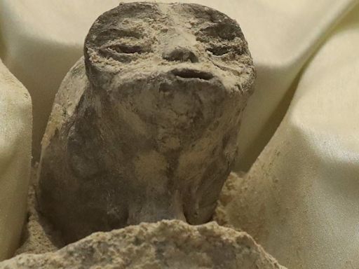 UFO expert's surprising verdict on 2ft 'alien' mummies found in Peru