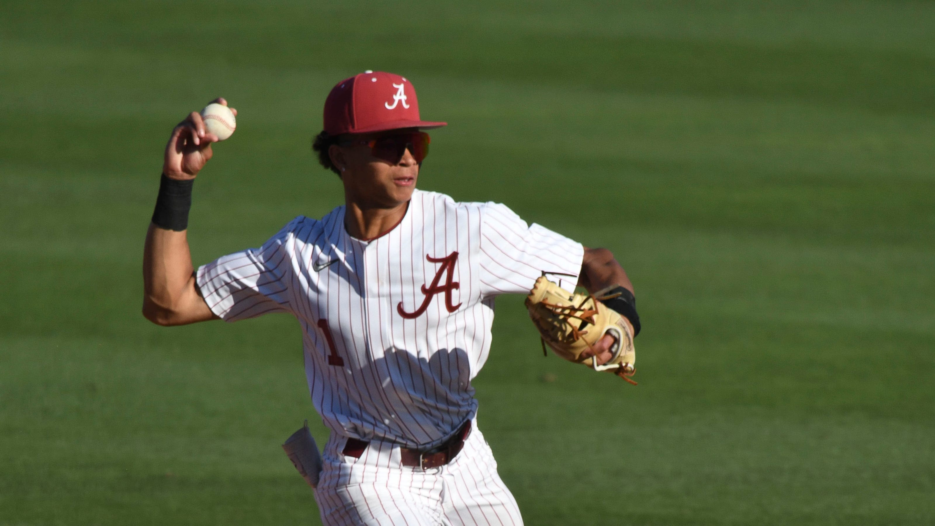 Where does Alabama baseball stand in NCAA Tournament projections before last SEC series?