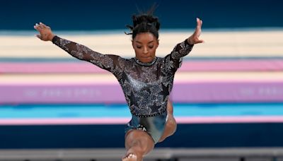 2024 Paris Olympics: Simone Biles' injury doesn’t stop Team USA from leading gymnastics qualifying