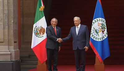 AMLO recibe en Palacio Nacional a Juan Antonio Briceño, primer ministro de Belice