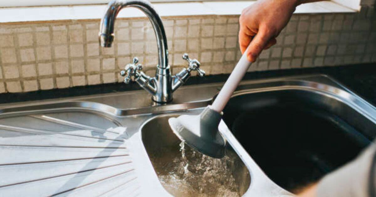 Cleaner warns to never use vinegar to unblock drain - better method costs 60p