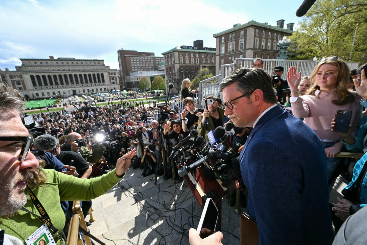 Speaker Mike Johnson booed at Columbia University as he calls for president to quit unless pro-Palestine protests quelled