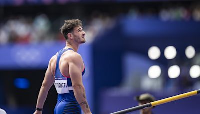 French Pole Vaulter Anthony Ammirati Is ‘Frustrated’ After Crotch Catches on Crossbar