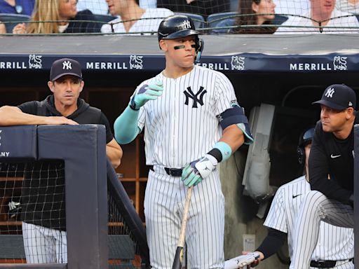 Yankees manager Aaron Boone shrugs off criticism from Aaron Judge's personal hitting coach