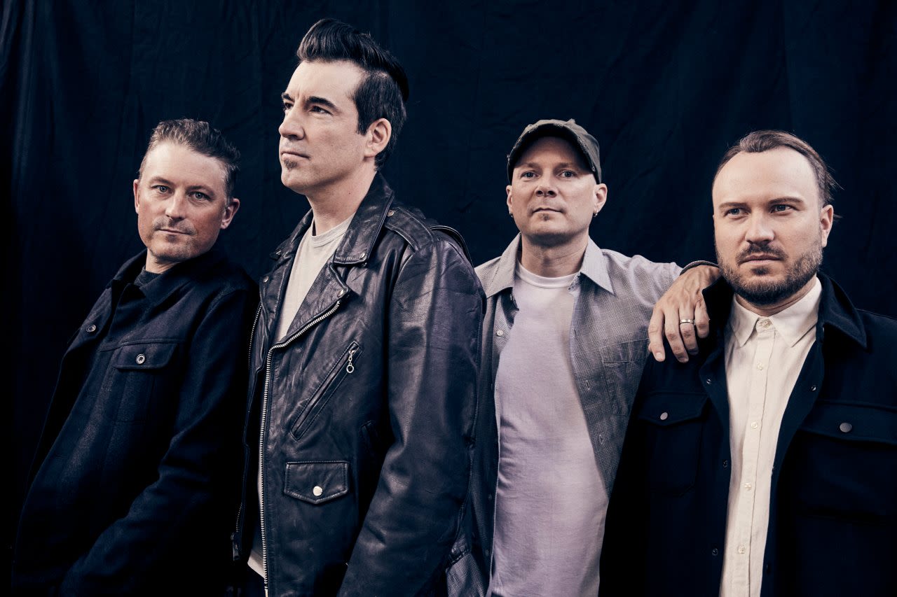 Theory of a Deadman and Saint Asonia coming to Wheeling with Unplugged Tour