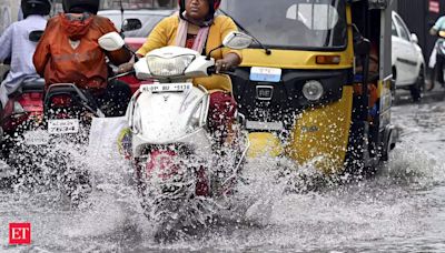 Monsoon arrives in Kerala, expected in Delhi by June end: See pics - Monsoon hits Kerala ahead of schedule