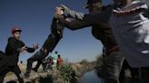 Juarez photojournalist Christian Torres wins Pulitzer prize - KVIA