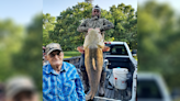 Man catches 95-pound record-breaking flathead catfish in southeastern Oklahoma