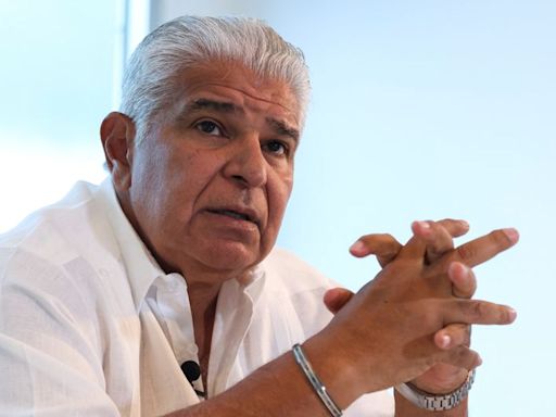 Panama's Mulino says plane with ex-presidents barred from heading to Venezuela