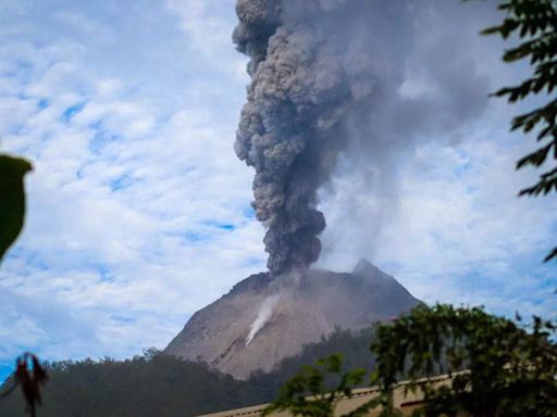 5 volcanoes with ongoing eruptions since May