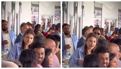 Did Anushka Sharma lose her cool during India vs Pakistan T20 World Cup match? Viral video raises speculations - WATCH - Times of India