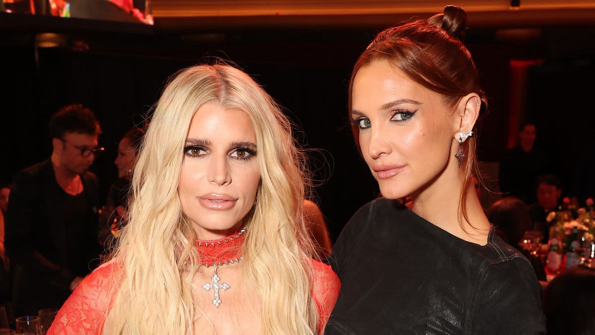'You Are A F-----g Rockstar': Jessica Simpson Goes Gaga Over Sister Ashlee Simpson's First Solo Concert In Years