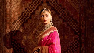 Alia Bhatt Looked Like A Dream In Soft Girl Makeup Look At Ambani Wedding, Step-By-Step Guide To Recreate