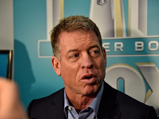 Hall of Famer Troy Aikman reflects on wild recruitment process