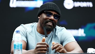 Warren leaps to defence of Chisora after he headbutted Deliveroo rider