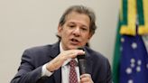 Haddad traça piso para 'arrocho' orçamentário e inaugura política 'antirruído' com o mercado