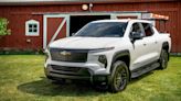 2024 Chevy Silverado EV 4WT Pickup Gets to Work