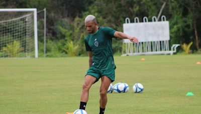 Em temporada artilheira, Ibiapino foca em jogo decisivo e celebra gols: "Feliz de voltar a marcar"