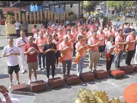 紀念北方澳遷村50週年 南方澳進安宮舉辦慶祝活動 米龍點睛揭開序幕