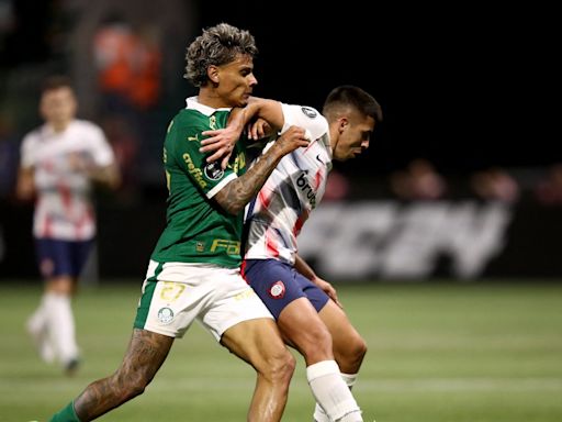 Richard Ríos termina invicto la fase de grupos con Palmeiras