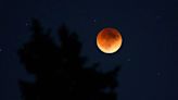 Can't wait until 2044 for solar eclipse? California will see total lunar eclipse next year