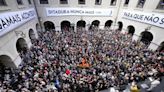 Brazilians rally for democracy, seek to rein in Bolsonaro