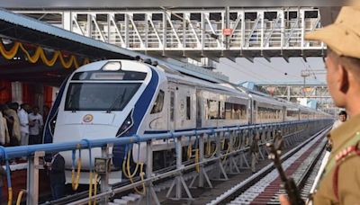 Vande Bharat Express to soon connect Patna and Tatanagar, travel time to be reduced by half - CNBC TV18