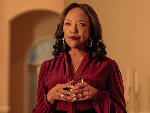 How does Season 6 of ‘The Chi’ end? Lynn Whitfield breaks down the surprising finale