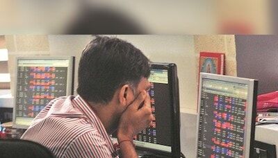 SmallCap index down 3%; IIFL Securities, Geojit freeze in 10% lower circuit