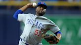 Chicago Cubs veteran reliever Héctor Neris continues to navigate traffic on the bases