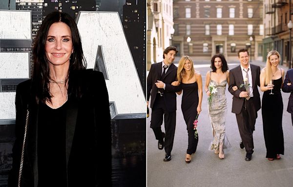 ‘Friends’ star Courteney Cox pays homage to beloved show on 20th anniversary of series finale