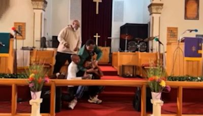 Man points gun at Pennsylvania pastor during service before being tackled | CNN